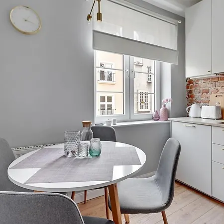 The Golden Lions Ogarna Apartment