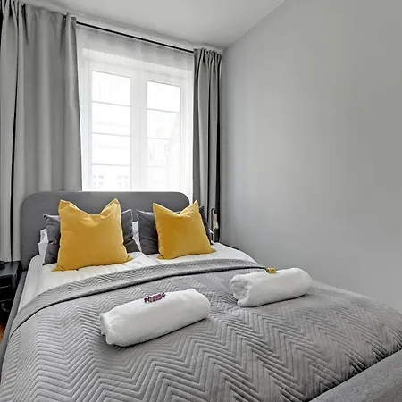 The Golden Lions Ogarna Apartment *