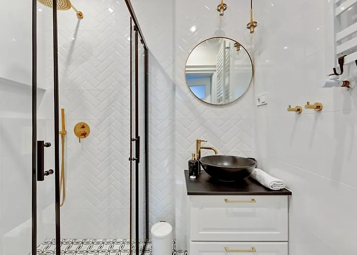 The Golden Lions Ogarna Apartamento *