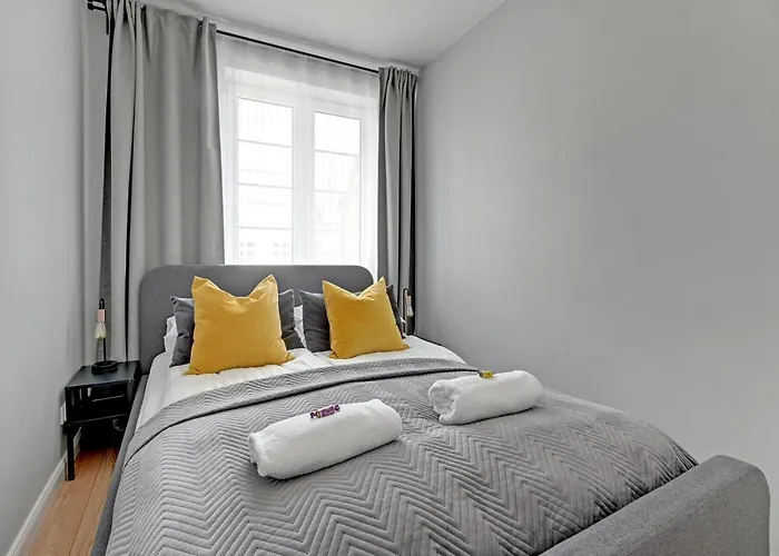 The Golden Lions Ogarna Apartman *